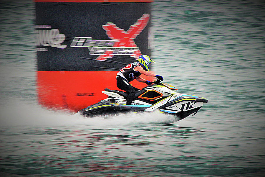 jet skiing in Torquay, Jet skiing in Torquay? This is the company you should choose!
